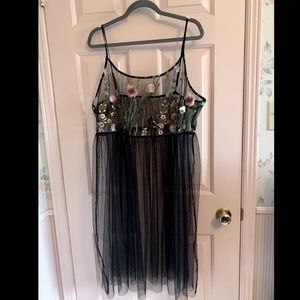 Vintage Plus Size Embroidered Sheer Party Dress
